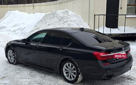 BMW 7 серия, 2018 год, 4 200 000 рублей, 8 фотография