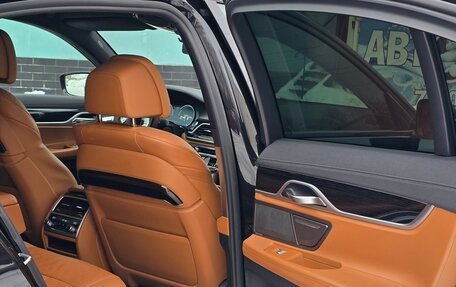 BMW 7 серия, 2018 год, 4 200 000 рублей, 30 фотография