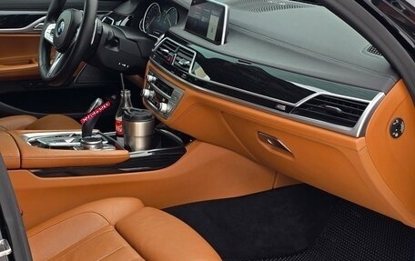 BMW 7 серия, 2018 год, 4 200 000 рублей, 37 фотография