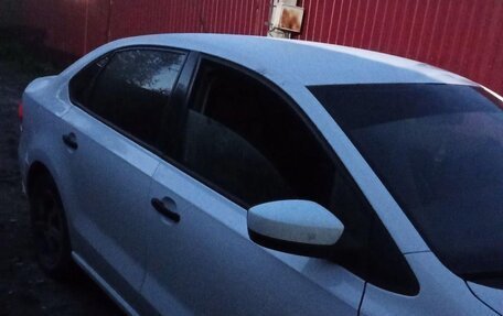 Volkswagen Polo VI (EU Market), 2011 год, 500 000 рублей, 5 фотография