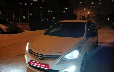 Hyundai Solaris II рестайлинг, 2015 год, 1 100 000 рублей, 8 фотография