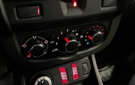 Renault Duster I рестайлинг, 2015 год, 990 000 рублей, 14 фотография