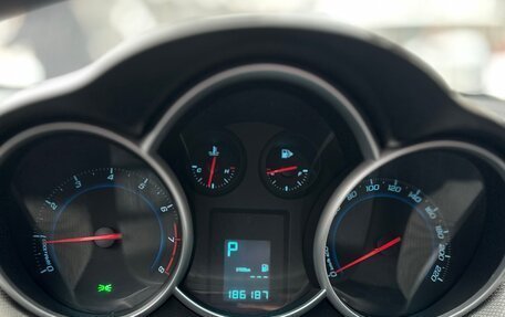 Chevrolet Cruze II, 2011 год, 620 000 рублей, 2 фотография