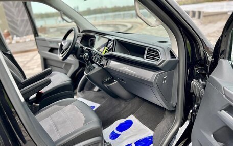 Volkswagen Multivan T6 рестайлинг, 2022 год, 4 400 000 рублей, 5 фотография