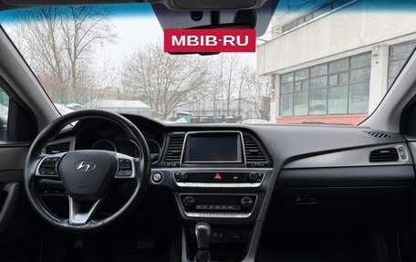 Hyundai Sonata VII, 2018 год, 1 350 000 рублей, 5 фотография