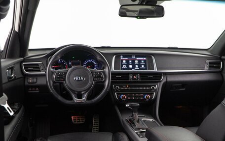 KIA Optima IV, 2017 год, 1 889 055 рублей, 10 фотография