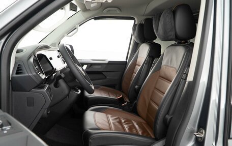 Volkswagen Multivan T6 рестайлинг, 2021 год, 8 899 050 рублей, 11 фотография