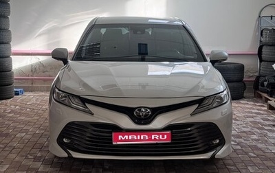 Toyota Camry, 2018 год, 2 700 000 рублей, 1 фотография