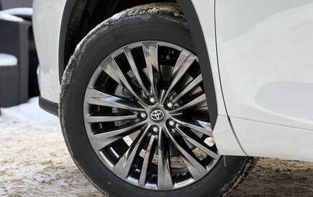 Toyota Highlander, 2026 год, 5 550 000 рублей, 17 фотография