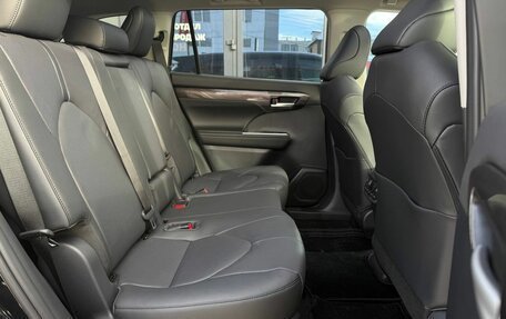 Toyota Highlander, 2026 год, 5 550 000 рублей, 36 фотография