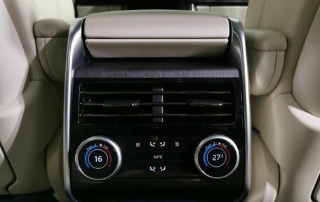 Land Rover Range Rover IV рестайлинг, 2024 год, 20 500 000 рублей, 29 фотография