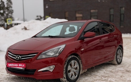 Hyundai Solaris II рестайлинг, 2016 год, 940 000 рублей, 3 фотография