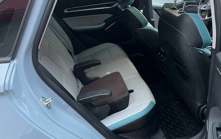 Geely Emgrand, 2023 год, 1 600 000 рублей, 5 фотография