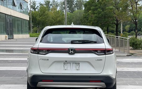 Honda Vezel, 2023 год, 2 160 000 рублей, 6 фотография