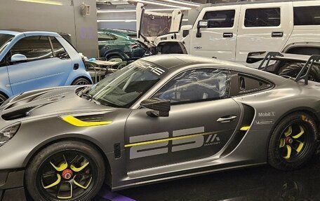 Porsche 911 GT2 991, 2019 год, 90 000 000 рублей, 5 фотография