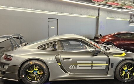 Porsche 911 GT2 991, 2019 год, 90 000 000 рублей, 2 фотография