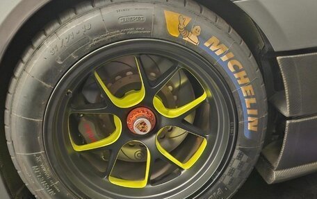 Porsche 911 GT2 991, 2019 год, 90 000 000 рублей, 20 фотография