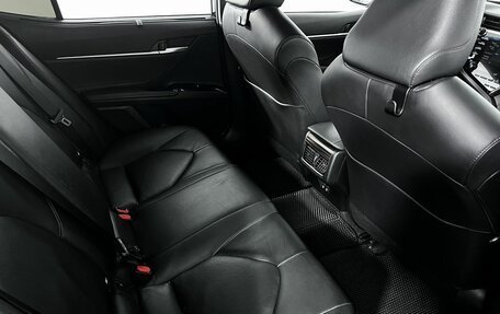 Toyota Camry, 2020 год, 3 050 000 рублей, 11 фотография