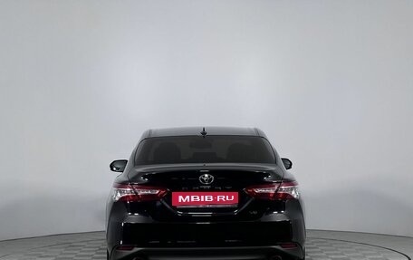 Toyota Camry, 2020 год, 3 050 000 рублей, 6 фотография