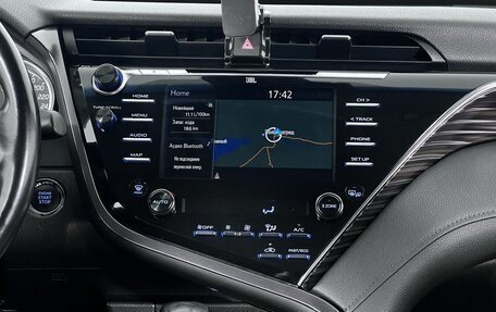 Toyota Camry, 2020 год, 3 050 000 рублей, 15 фотография