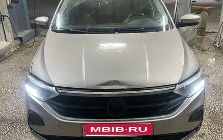 Volkswagen Polo VI (EU Market), 2021 год, 1 200 000 рублей, 1 фотография