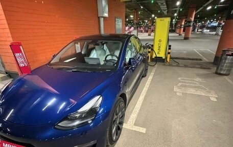 Tesla Model 3 I, 2021 год, 3 800 000 рублей, 1 фотография