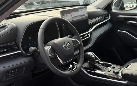 Toyota Highlander, 2025 год, 5 350 000 рублей, 20 фотография