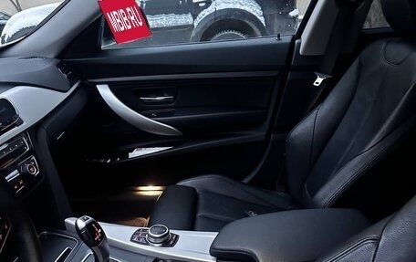 BMW 3 серия, 2019 год, 2 900 000 рублей, 3 фотография