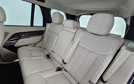 Land Rover Range Rover IV рестайлинг, 2023 год, 14 200 000 рублей, 18 фотография