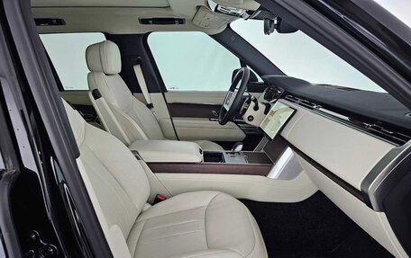 Land Rover Range Rover IV рестайлинг, 2023 год, 14 200 000 рублей, 9 фотография