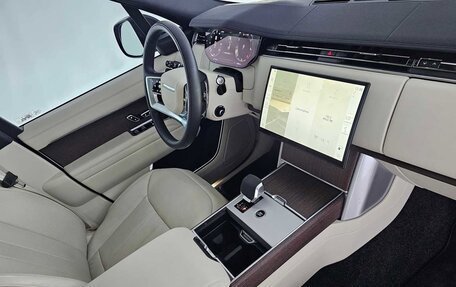 Land Rover Range Rover IV рестайлинг, 2023 год, 14 200 000 рублей, 19 фотография