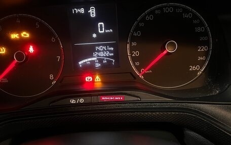 Volkswagen Polo VI (EU Market), 2021 год, 1 200 000 рублей, 7 фотография