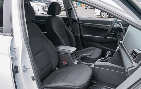 Hyundai Elantra VI рестайлинг, 2019 год, 1 290 000 рублей, 8 фотография