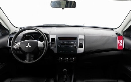 Mitsubishi Outlander III рестайлинг 3, 2011 год, 999 000 рублей, 10 фотография