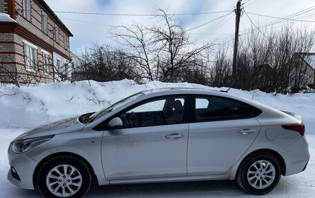 Hyundai Solaris II рестайлинг, 2019 год, 1 200 000 рублей, 2 фотография