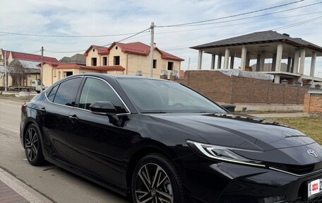 Toyota Camry, 2025 год, 2 550 000 рублей, 3 фотография