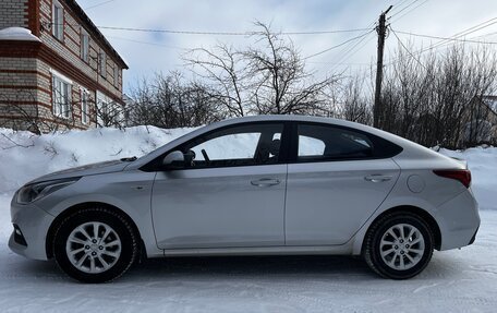 Hyundai Solaris II рестайлинг, 2019 год, 1 200 000 рублей, 10 фотография