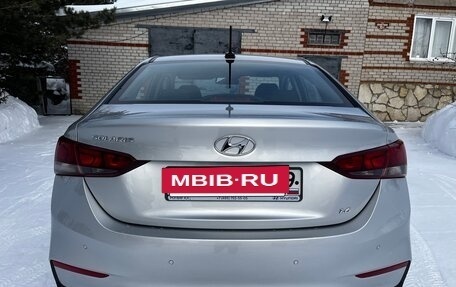 Hyundai Solaris II рестайлинг, 2019 год, 1 200 000 рублей, 4 фотография