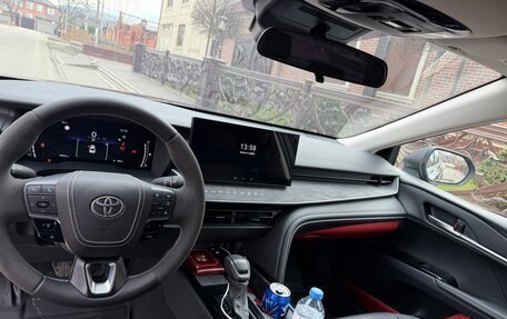 Toyota Camry, 2025 год, 2 550 000 рублей, 8 фотография