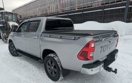 Toyota Hilux VIII, 2022 год, 5 300 000 рублей, 6 фотография