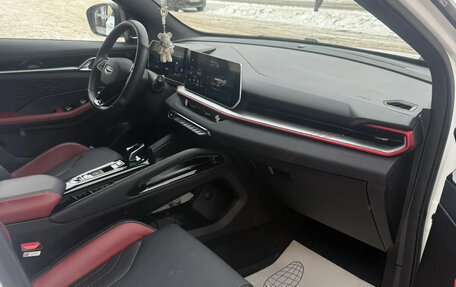 Geely Coolray I, 2024 год, 2 200 000 рублей, 6 фотография