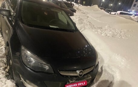 Opel Astra J, 2013 год, 660 000 рублей, 1 фотография