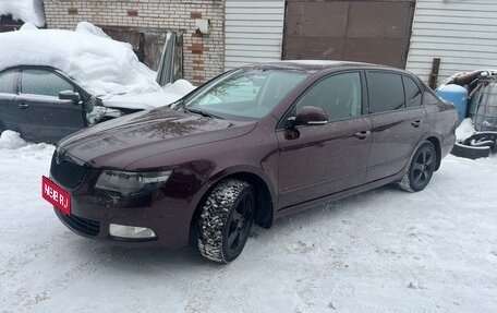 Skoda Superb III рестайлинг, 2012 год, 930 000 рублей, 1 фотография