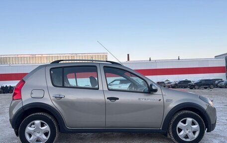 Renault Sandero I, 2011 год, 550 000 рублей, 3 фотография