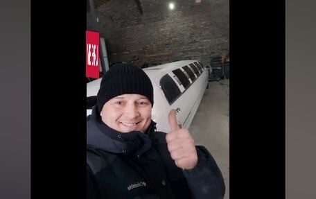 Lincoln Town Car III рестайлинг, 2002 год, 1 500 000 рублей, 8 фотография