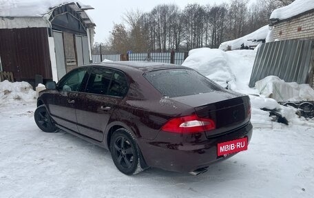 Skoda Superb III рестайлинг, 2012 год, 930 000 рублей, 5 фотография
