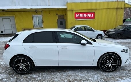 Mercedes-Benz A-Класс, 2019 год, 2 650 000 рублей, 6 фотография