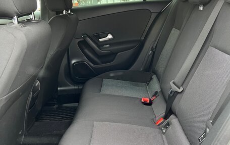 Mercedes-Benz A-Класс, 2019 год, 2 650 000 рублей, 14 фотография