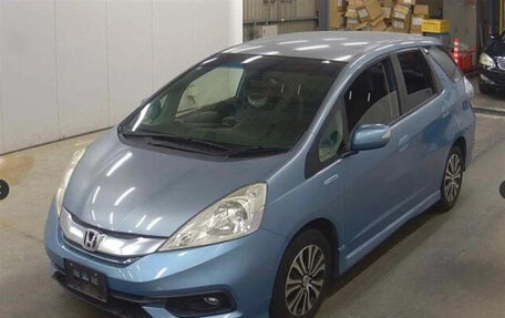 Honda Fit Shuttle I рестайлинг, 2013 год, 966 000 рублей, 2 фотография