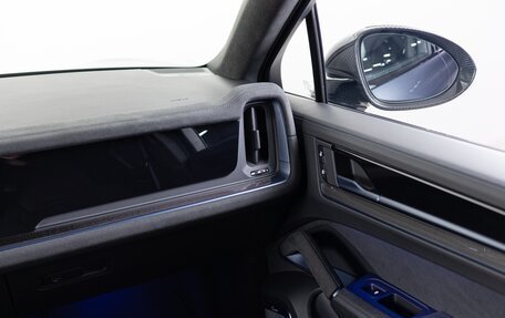 Porsche Cayenne III, 2025 год, 29 990 000 рублей, 20 фотография